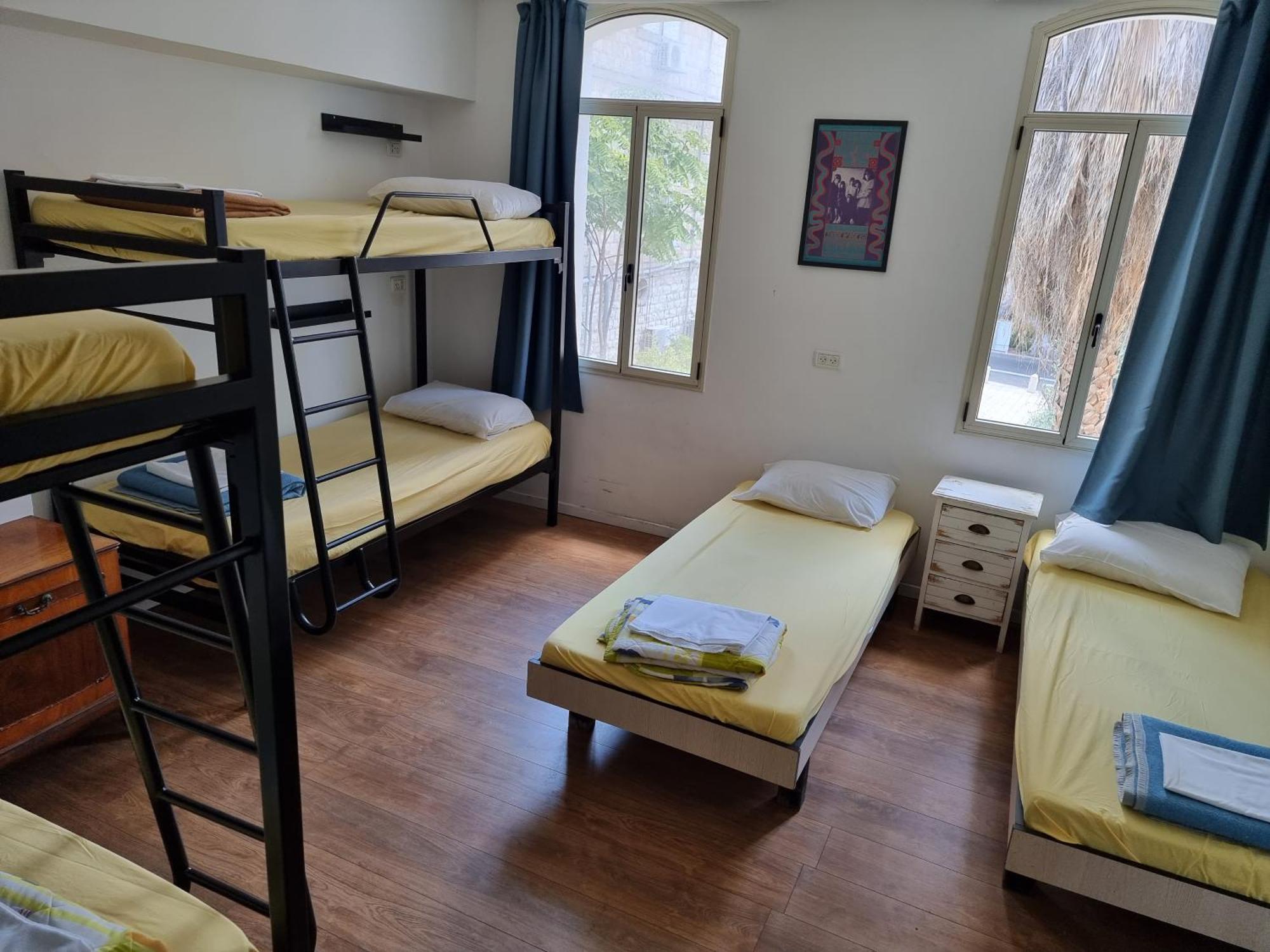 Haifa Hostel Стая снимка