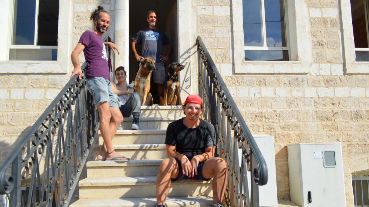 Haifa Hostel Екстериор снимка