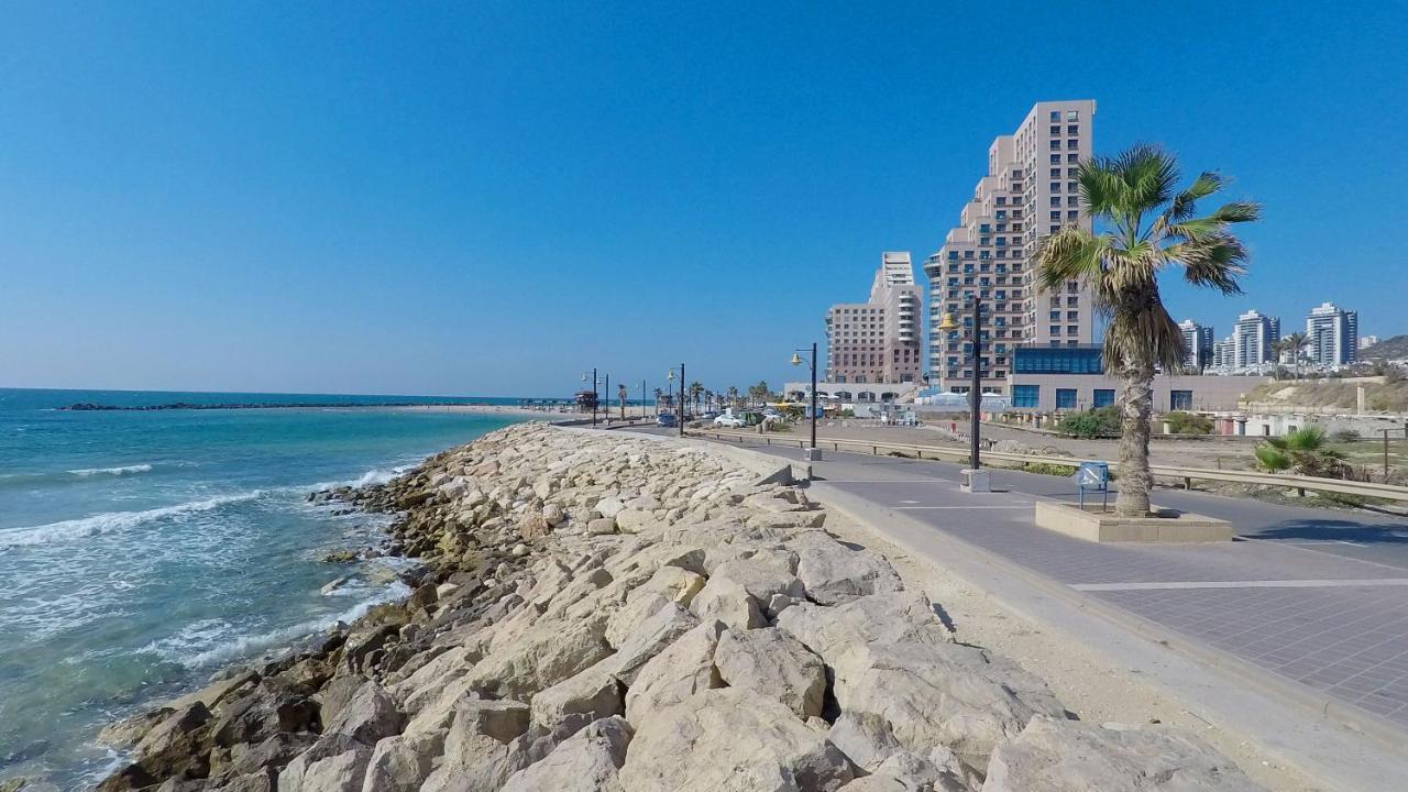 Haifa Hostel Екстериор снимка