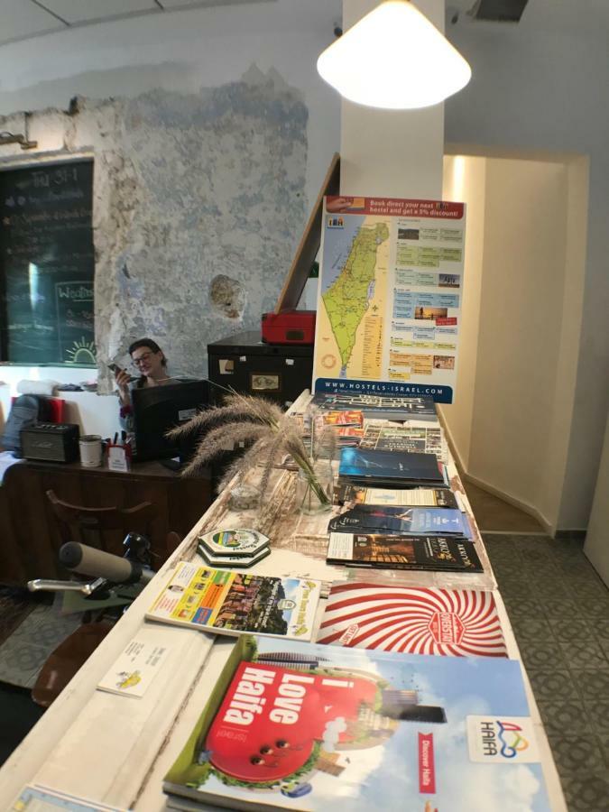 Haifa Hostel Екстериор снимка